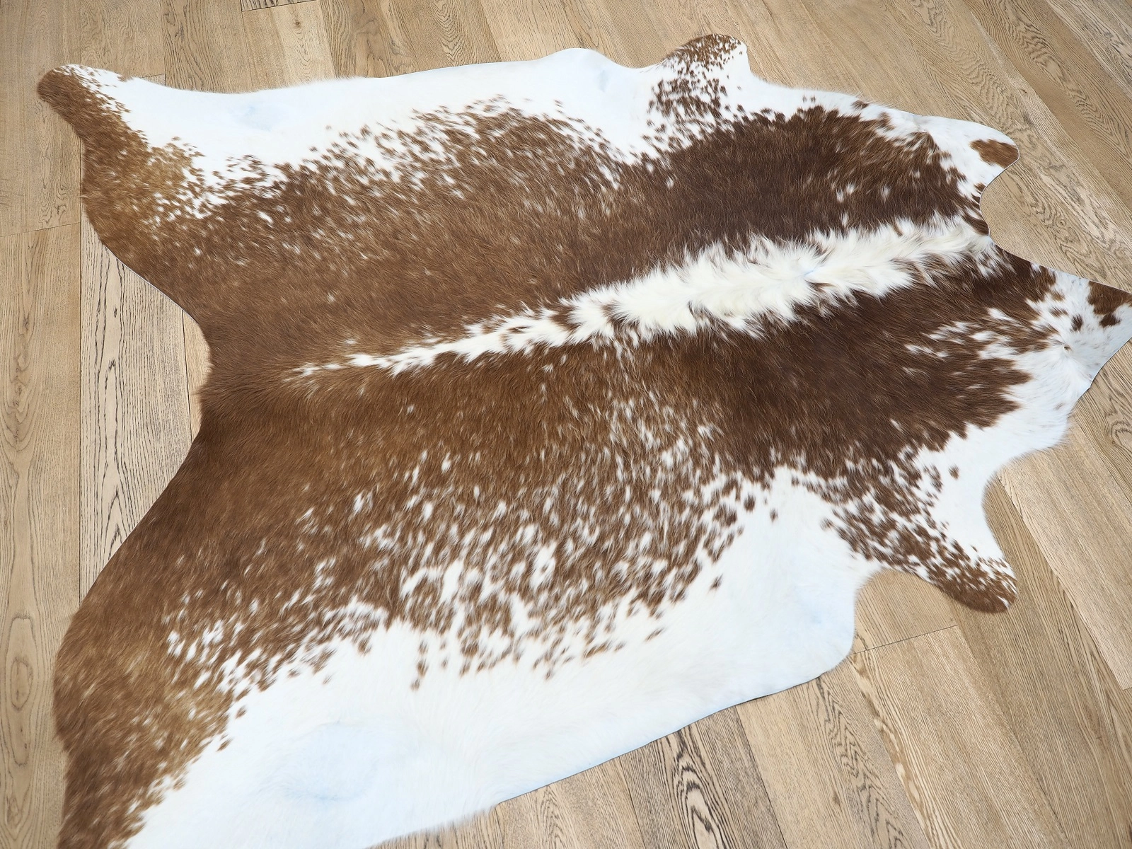 Коровья шкура-ковер натуральная соль и перец 26261 - купить по выгодной цене в интернет-магазине Cowhide