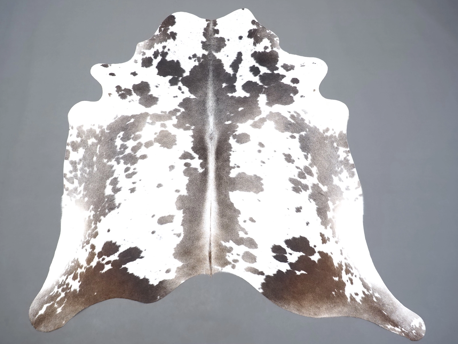 Коровья шкура маленького размера серая 31278 — Cowhide