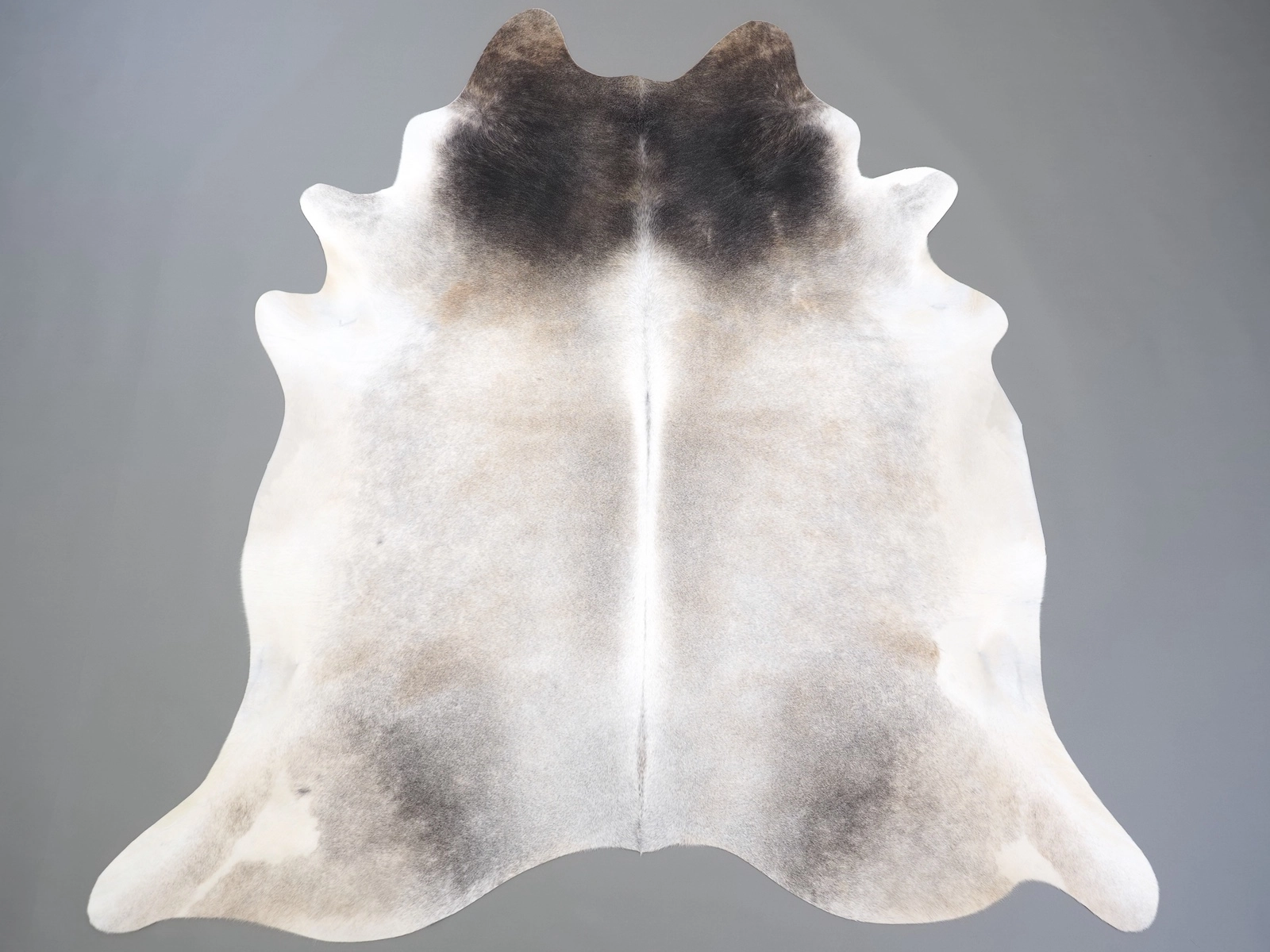 Коровья шкура маленького размера серая 31316 — Cowhide