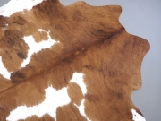 Натуральная шкура коровы коричнево-белая арт.: 31380 - T69cfb23d35a1b156353982