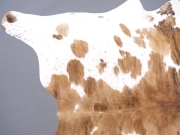 Шкура коровы натуральная трехцветная арт.: 29380 - T6502fd78335f7842751043