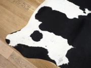 Шкура коровы ковер натуральная черно-белая арт.: 26381 - T652fdc3a2c32b972570229