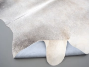 Натуральная шкура коровы серо-бежевая маленькая арт.: 31316 - T6968d1f83119b938614615