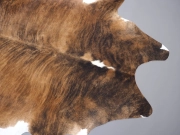 Шкура коровы ковер натуральная экзотическая с белым животом арт.: 25471 - T652e3c3f736e3816103037