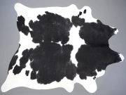 Натуральная коровья шкуры черно-белая арт.: 26360 - T652fd47c9f110235558209