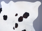 Ковер шкура коровы натуральная черно-белая красноватая арт.: 29507 - T652fb1cf58028586868180