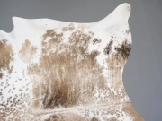 Шкура коровы натуральная трехцветная арт.: 31383 - T69d0ce37bbed6167833473