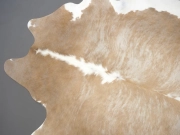 Шкура коровы натуральная бежево-белая арт.: 31307 - T69395af57c428719443810