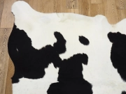 Шкура коровы натуральная черно-белая арт.: 26373 - T652fdb782340c240158252