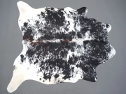 Натуральная шкура коровы черно-белая красноватая арт.: 31299 - T691da832b3d42003223997