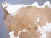 Коровья шкура натуральная бежево-белая арт.: 29422 - T652e756a99f3c221552339