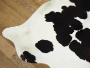 Натуральная шкура коровы черно-белая арт.: 26383 - T652fdd7eada0c266358601